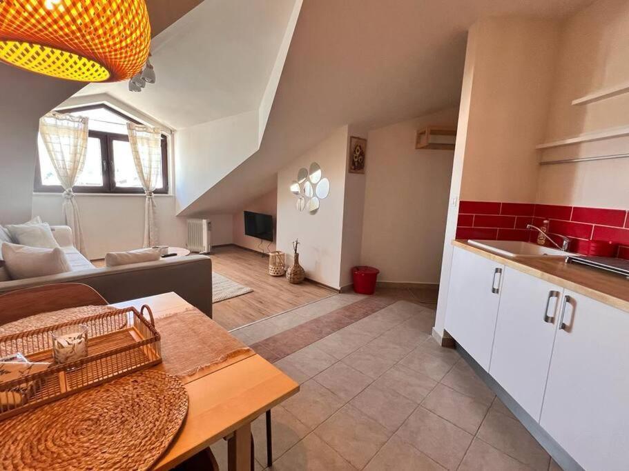 Cozy 1 Bedroom Apartment Next To The Gondola Bansko Exterior photo